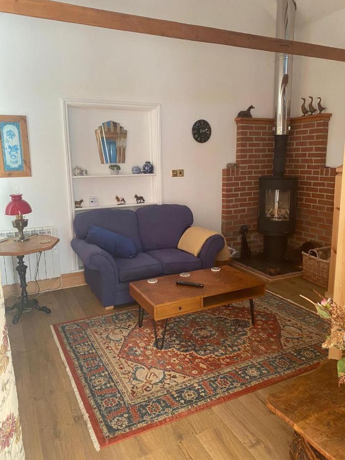 Villa Beautiful Rural Self Contained Farm Annex à Hordle Extérieur photo